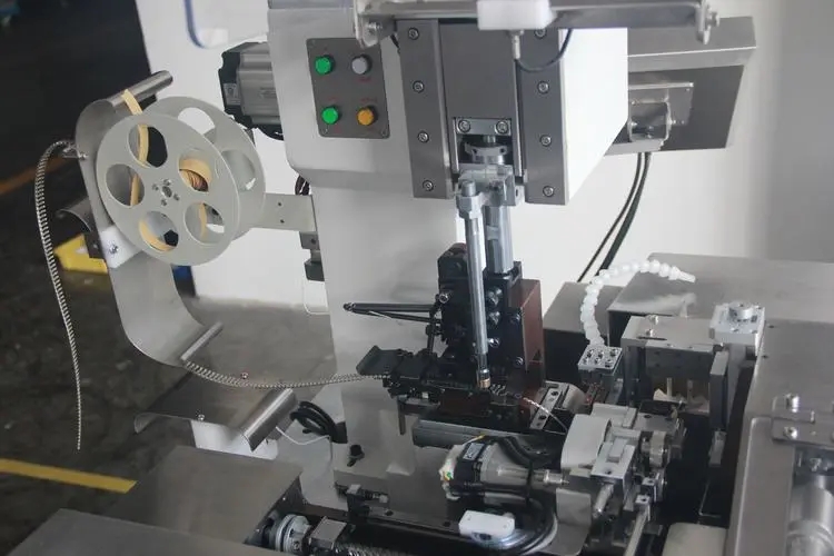 永坤XYK精準電動翻轉平臺減速機RPA280-10K-ST在南寧端子機業界的運用體會													